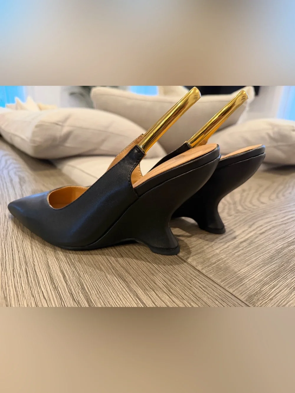 Black Pointed Slingback Heels with Gold Sling Strap (Bottega Vibes ‼️) size 41